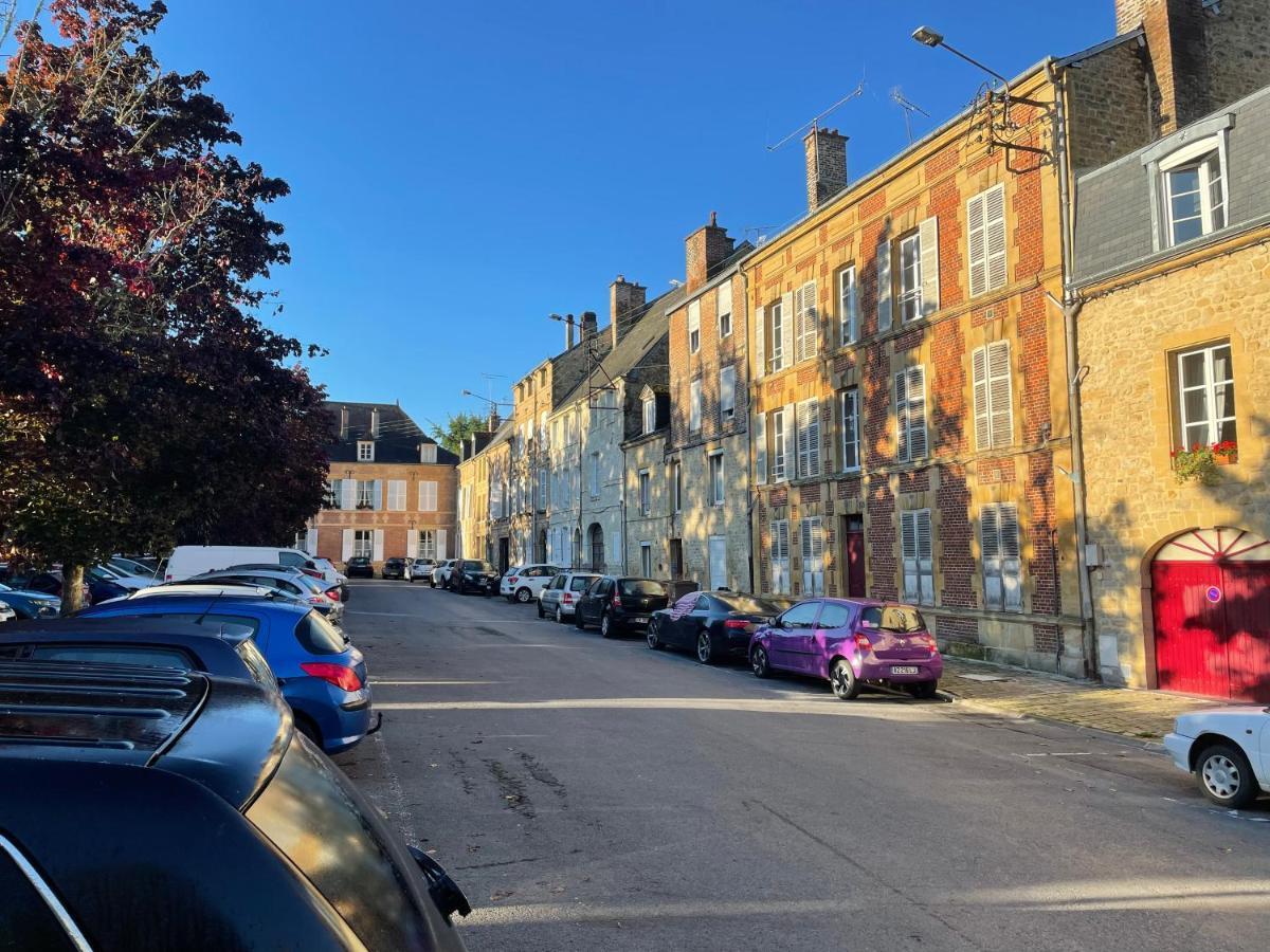 Triplex Plein Coeur Du Centre Historique Lejlighed Charleville-Mézières Eksteriør billede